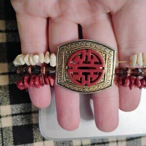 Asian style beaded bracelet